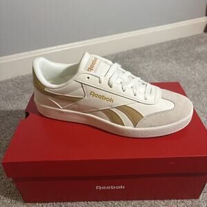 Reebok Smash Edge Chalk Camel Gold Women 9.5/Men8 Unisex Casual Lifestyle Shoes